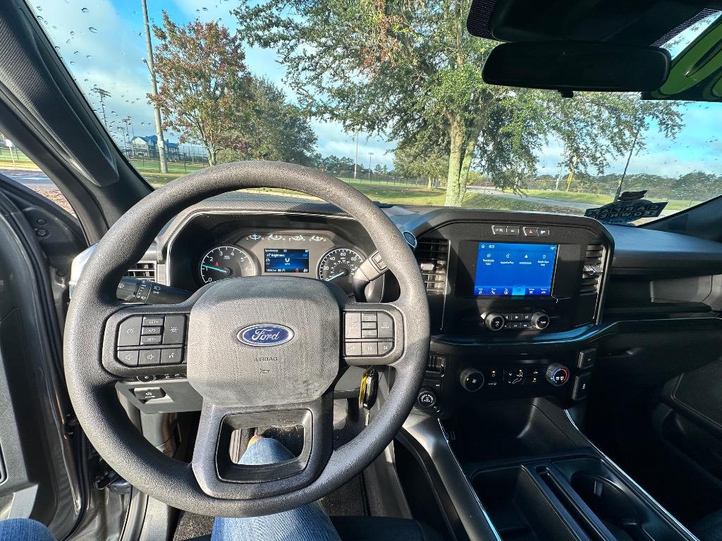 2023 Ford F150 XL 6