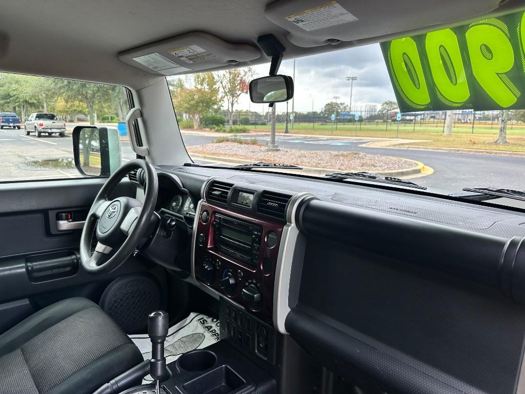 2007 Toyota FJ Cruiser  12