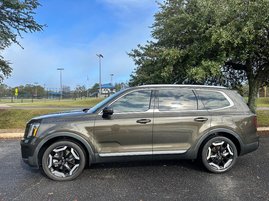 2023 Kia Telluride EX 4