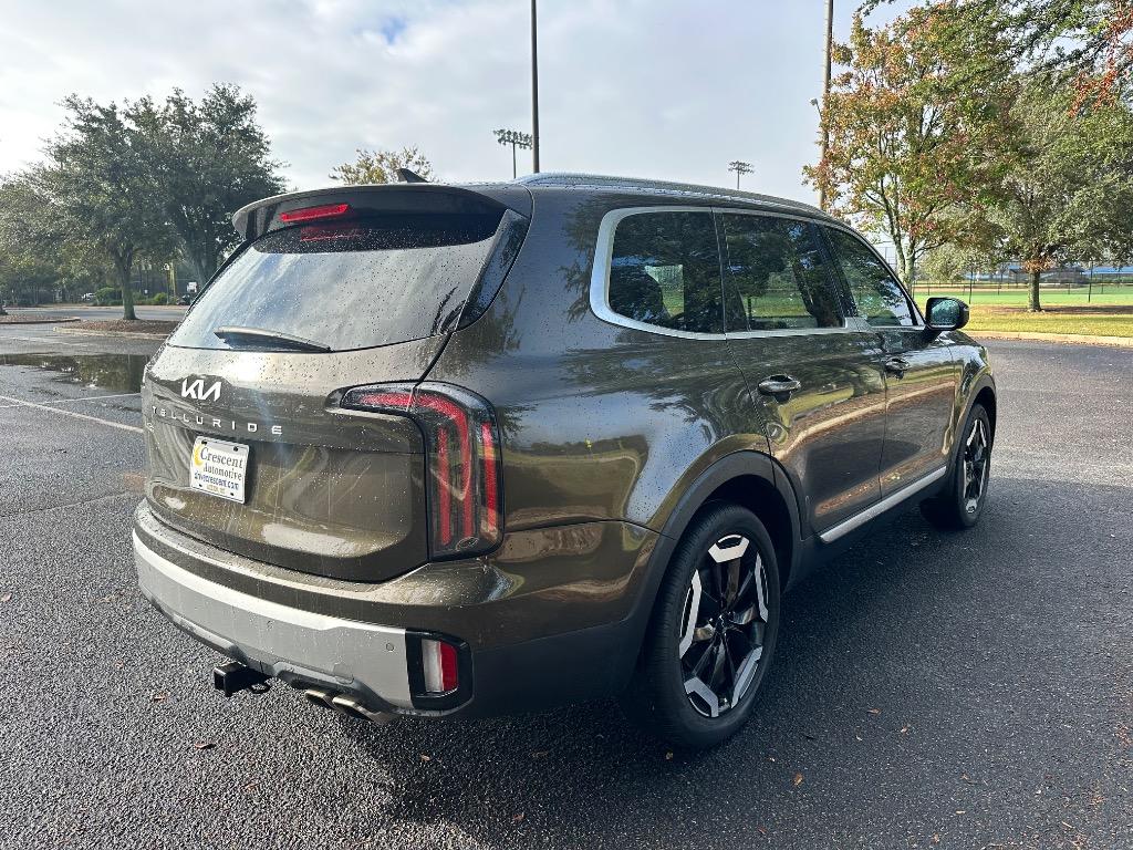 2023 Kia Telluride EX 16