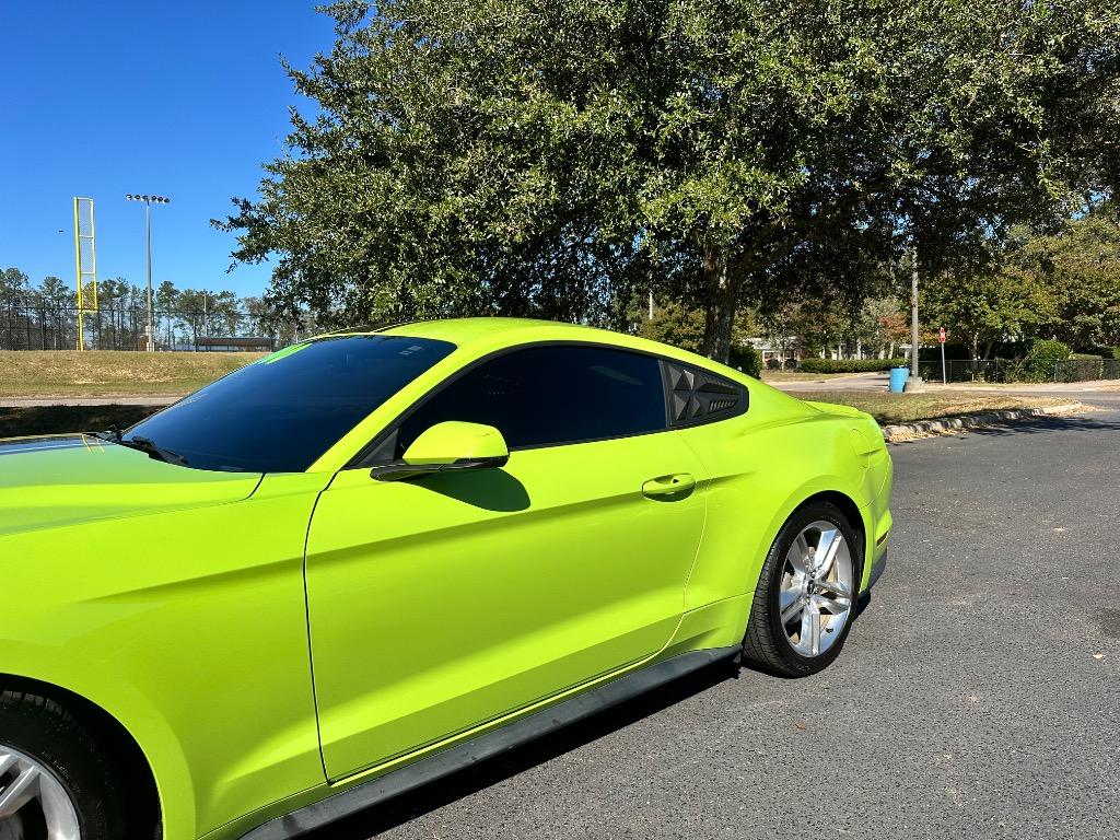 2020 Ford Mustang Eco Premium 3