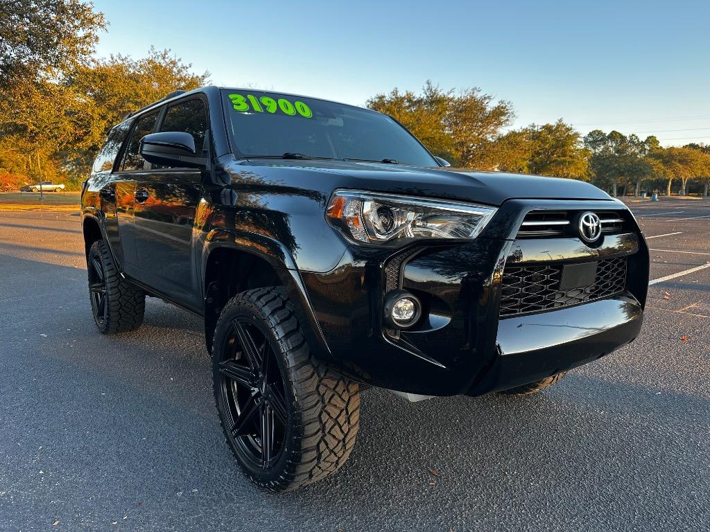 2021 Toyota 4Runner SR5 24