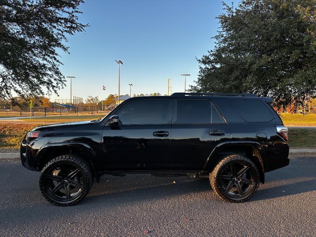 2021 Toyota 4Runner SR5 4