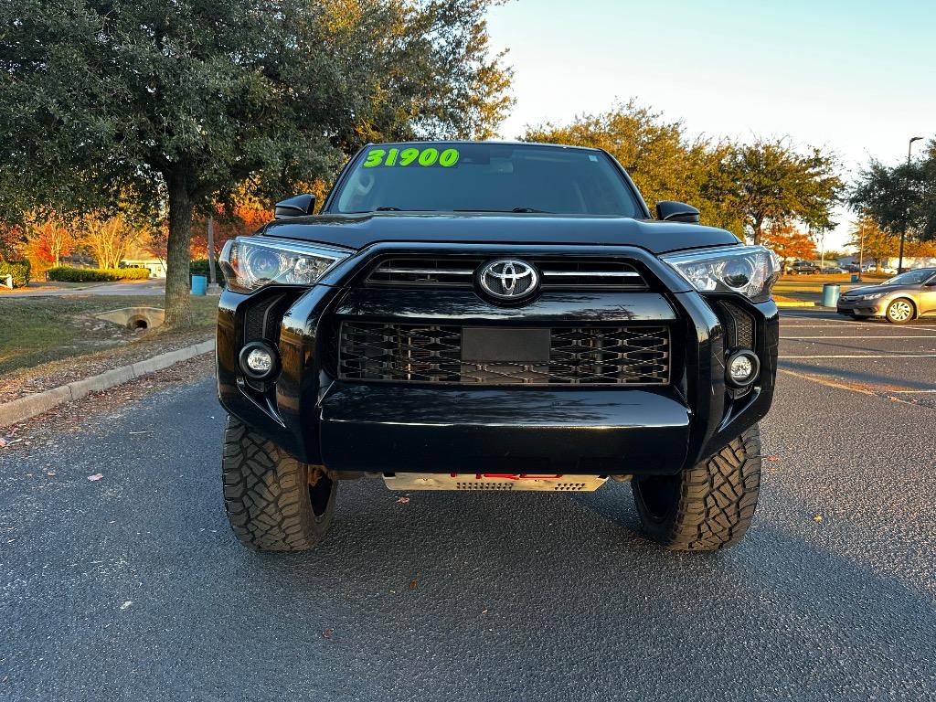 2021 Toyota 4Runner SR5 25