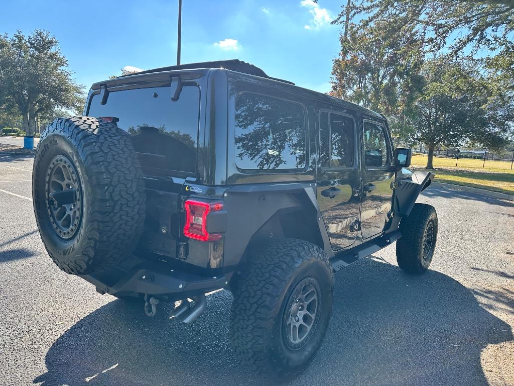 2022 Jeep Wrangler Unlimited Rubicon 392 24