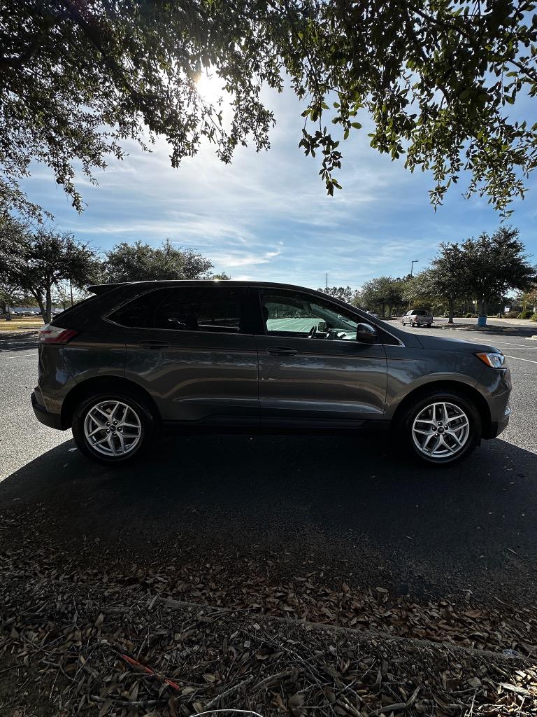 2021 Ford Edge SEL 7