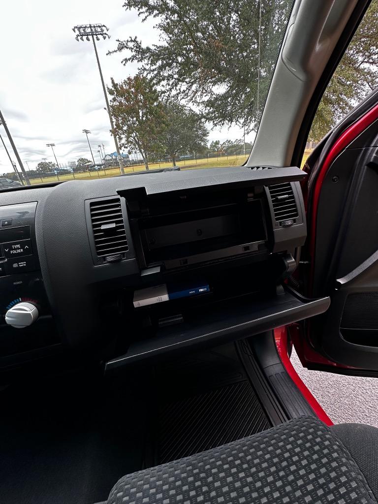 2011 Toyota Tundra Base 30