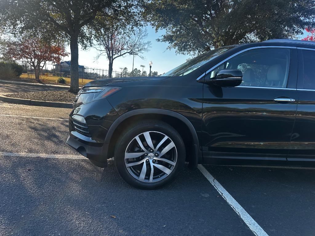 2016 Honda Pilot Elite 2