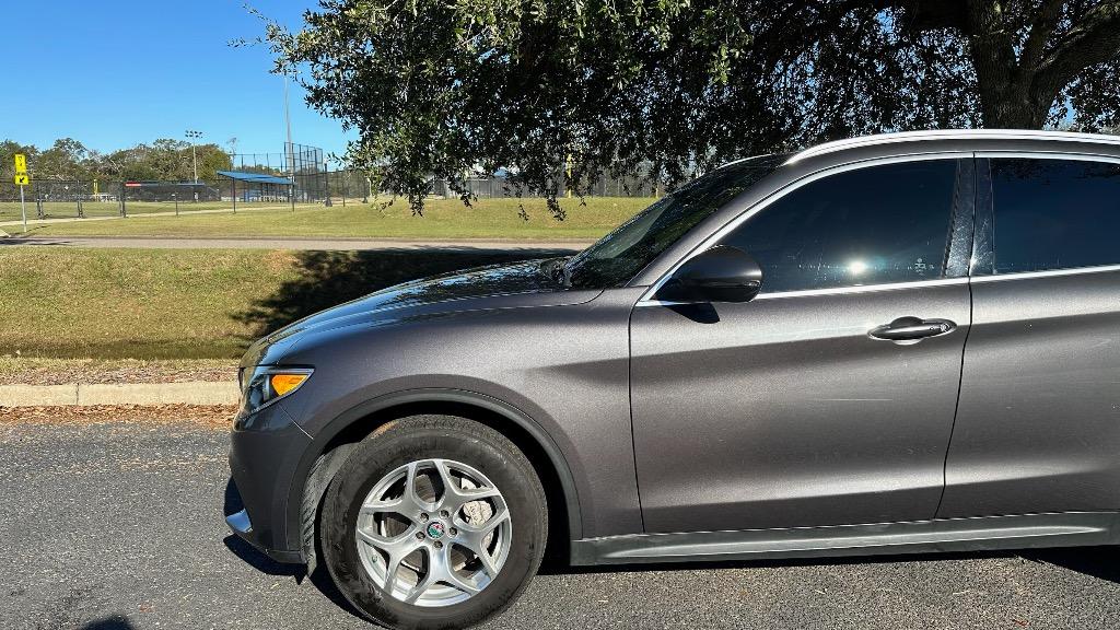 2019 Alfa Romeo Stelvio  4