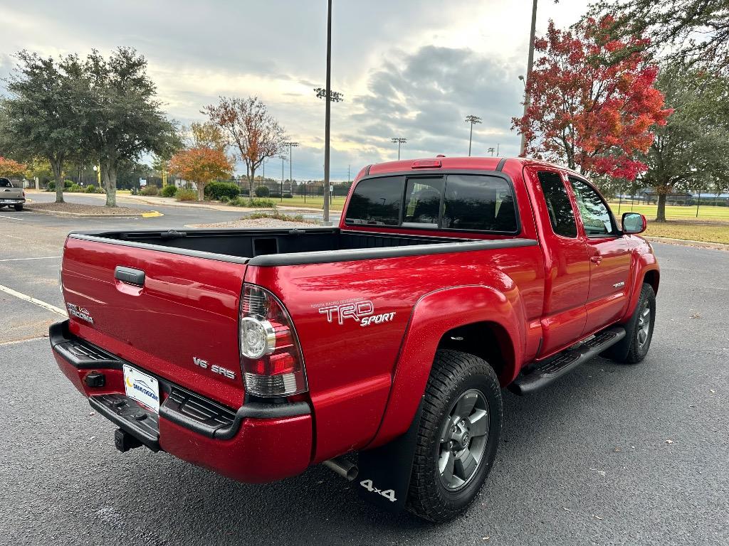 2010 Toyota Tacoma TRD  9