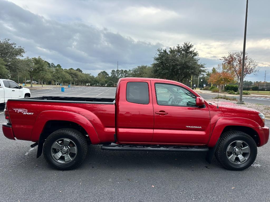 2010 Toyota Tacoma TRD  10