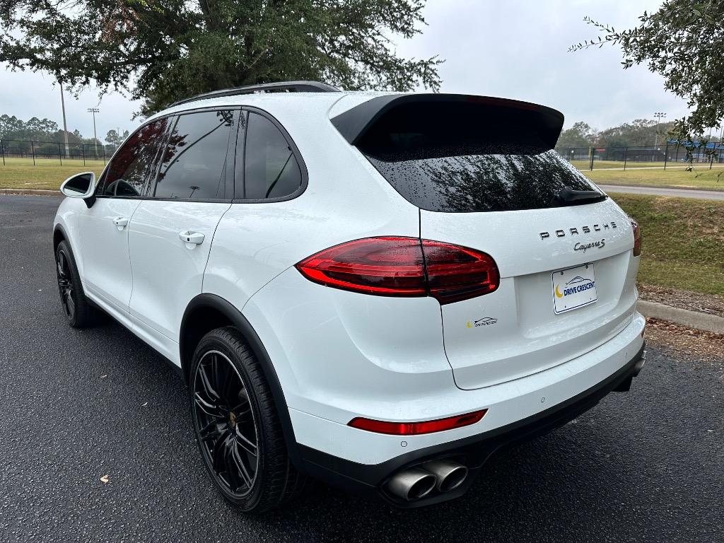 2017 Porsche Cayenne S 13