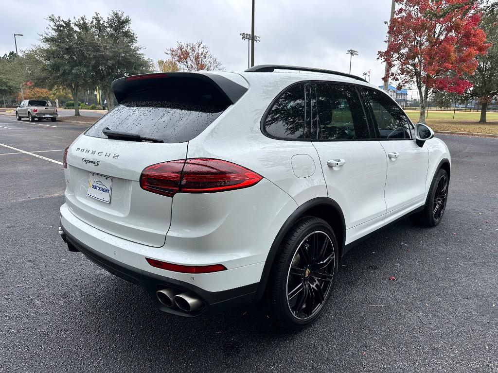 2017 Porsche Cayenne S 16