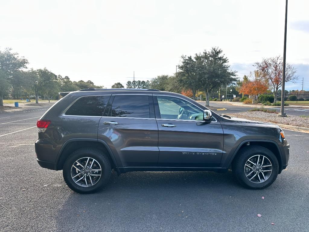 2021 Jeep Grand Cherokee Limited 12