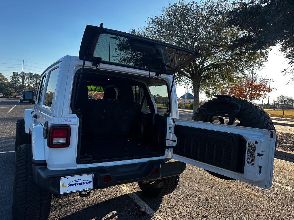 2018 Jeep All-New Wrangler Unlimited Sahara 12