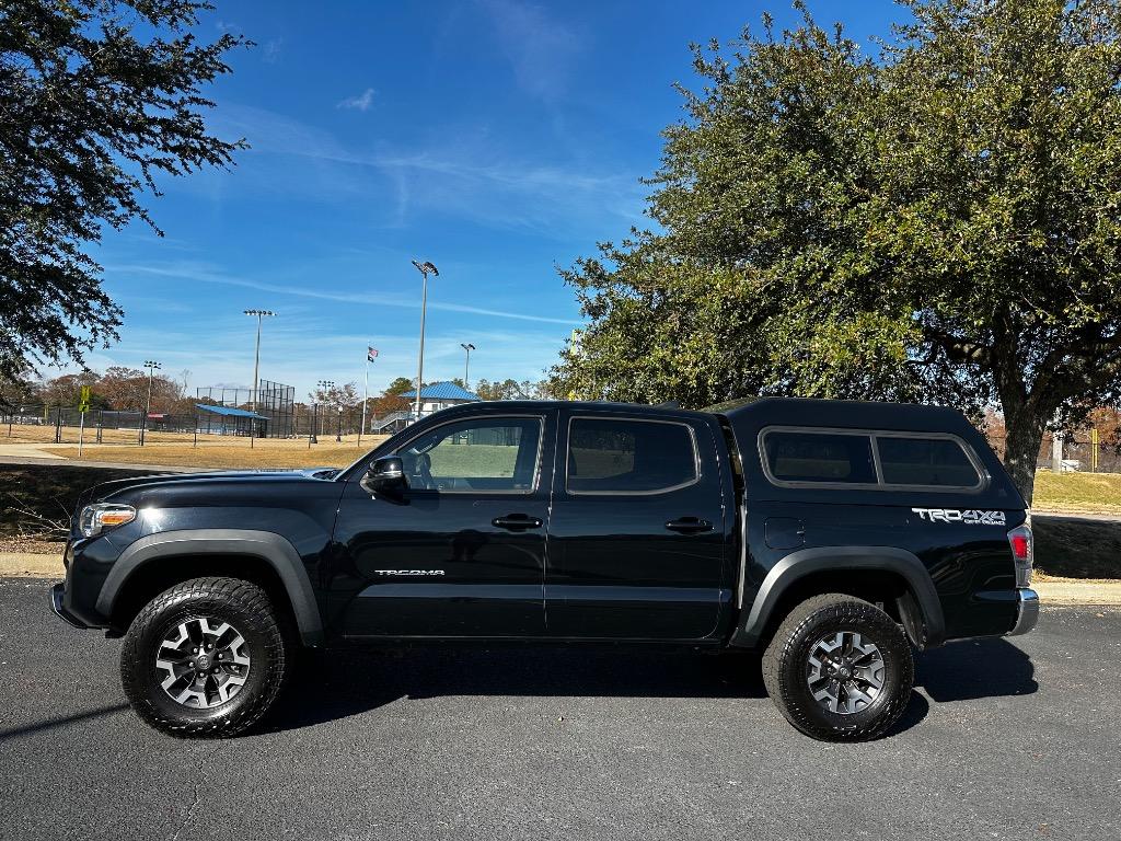 2020 Toyota Tacoma TRD OFF ROAD 4