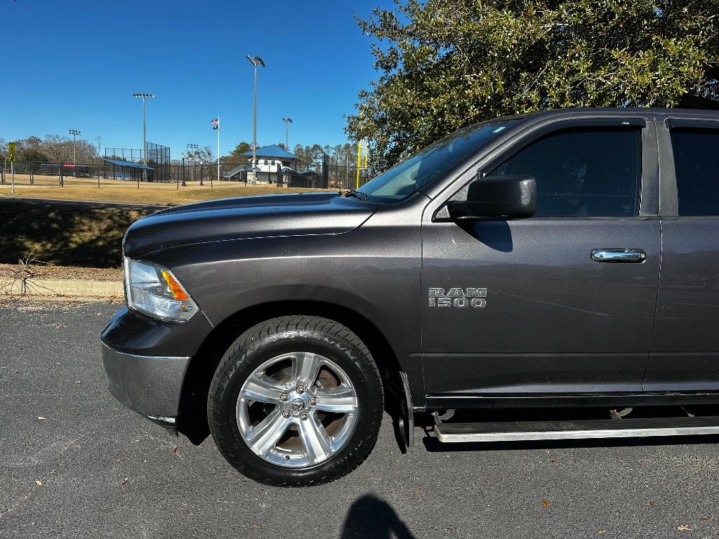 2016 Ram 1500 SLT 2