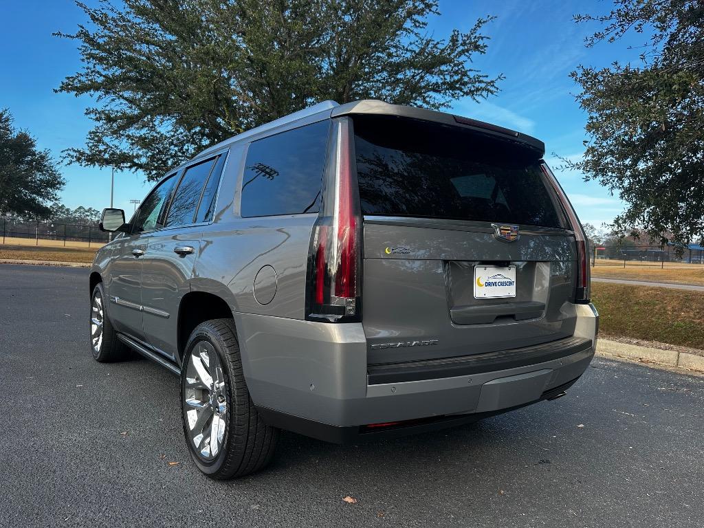 2017 Cadillac Escalade Premium Luxury  12