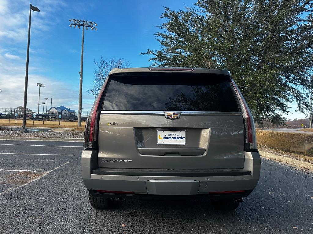 2017 Cadillac Escalade Premium Luxury  13