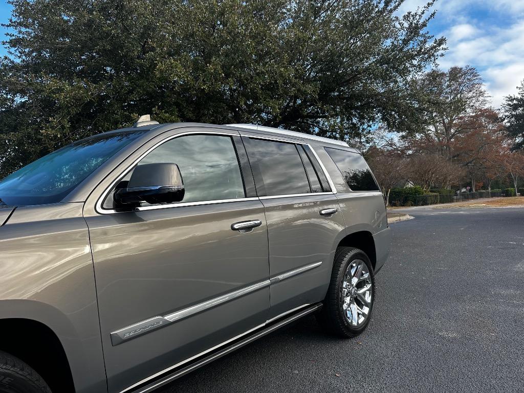 2017 Cadillac Escalade Premium Luxury  2