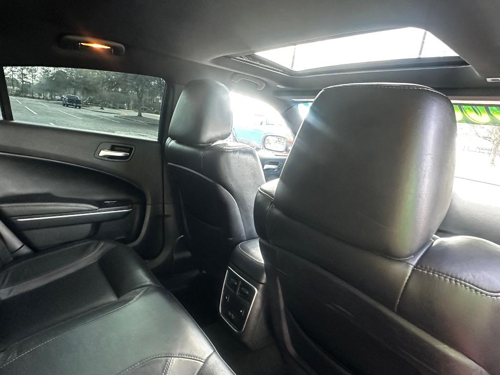 2020 Dodge Charger SXT photo