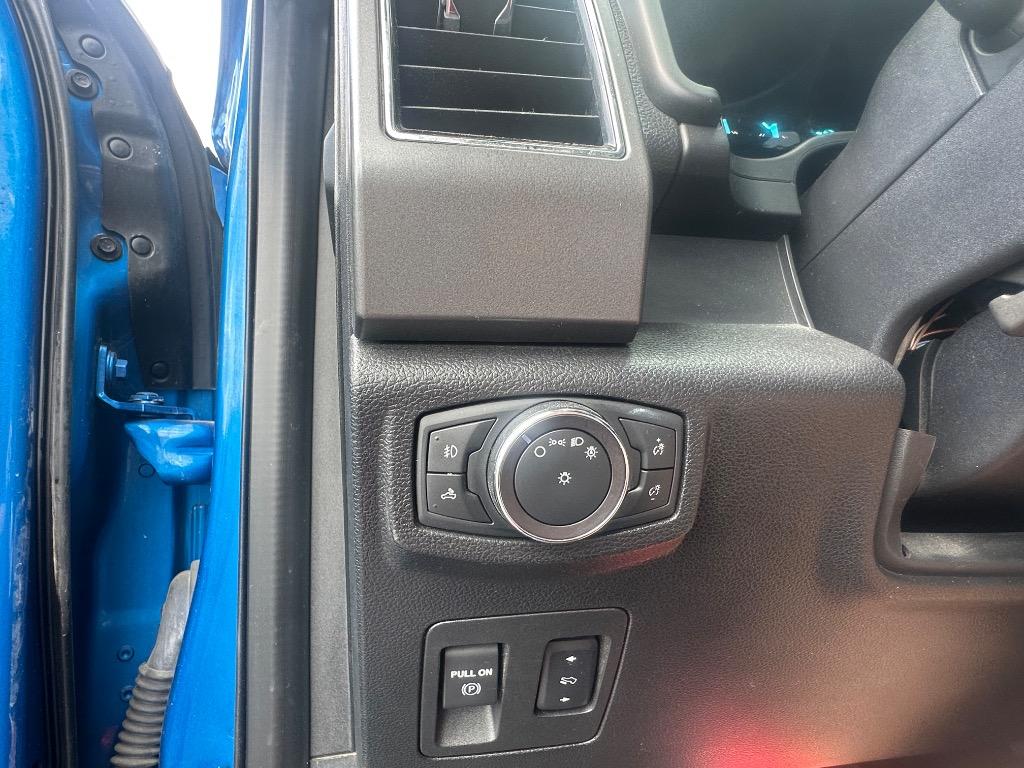 2019 Ford F150 XLT photo