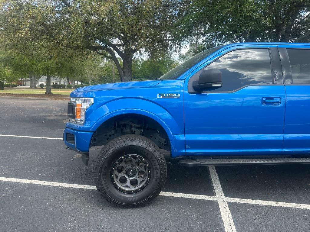 2019 Ford F150 XLT photo