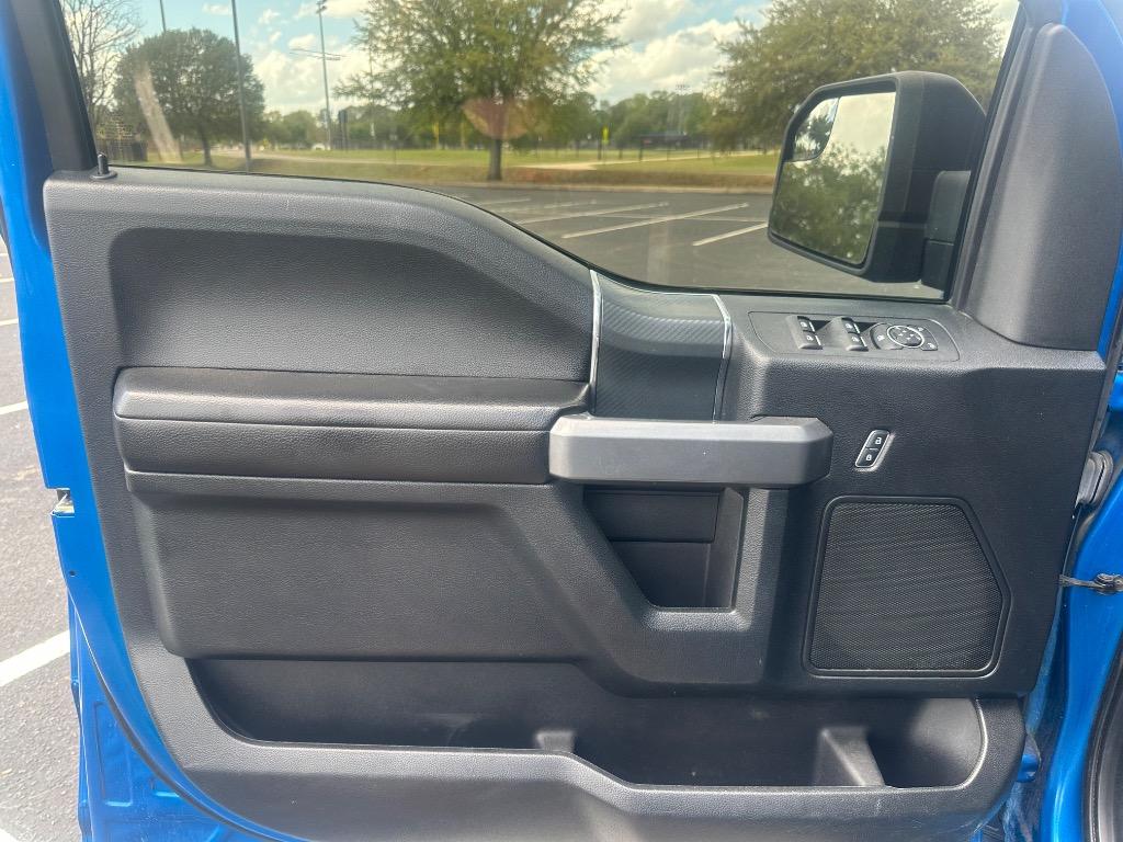 2019 Ford F150 XLT photo