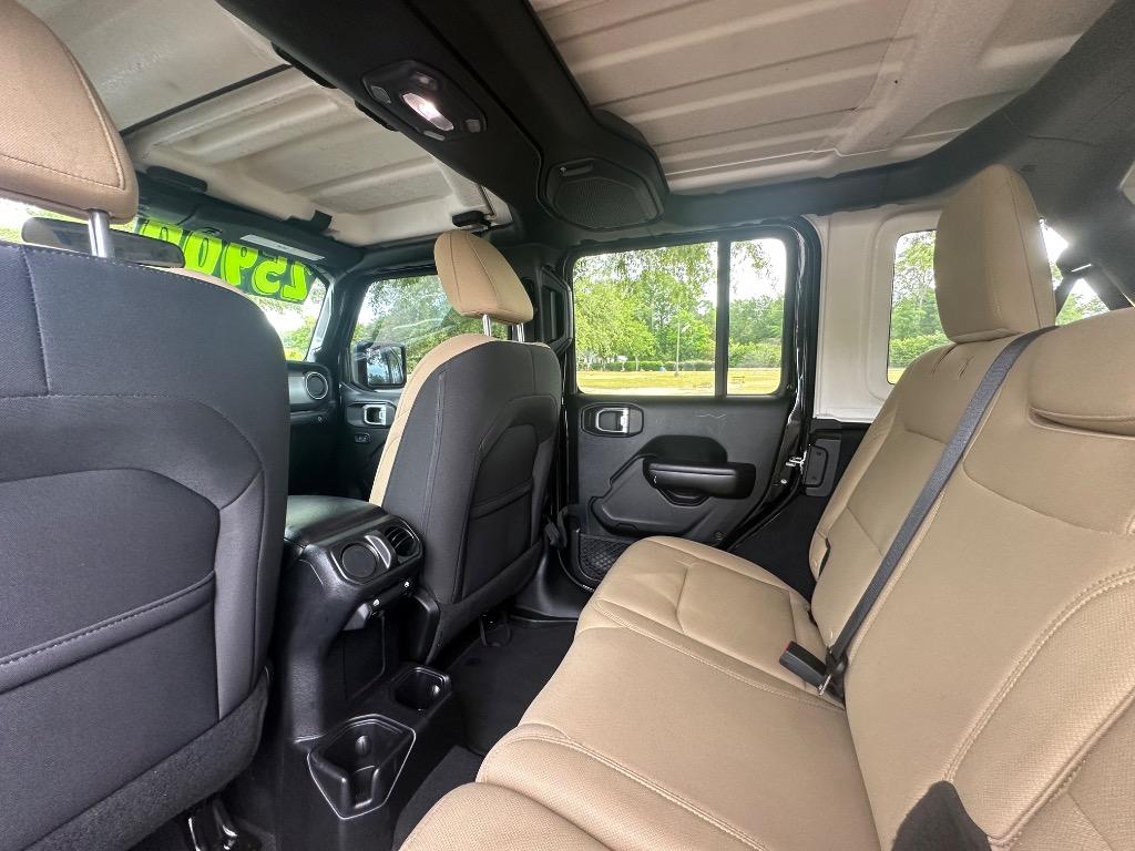 2018 Jeep All-New Wrangler Unlimited Sport photo