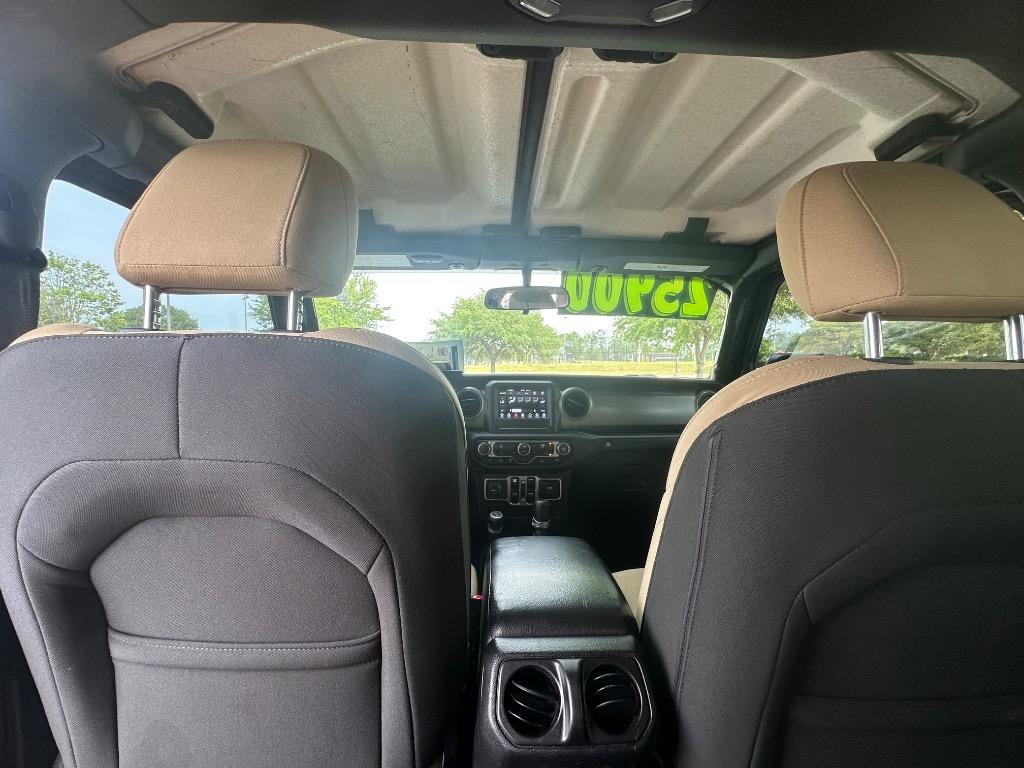 2018 Jeep All-New Wrangler Unlimited Sport photo