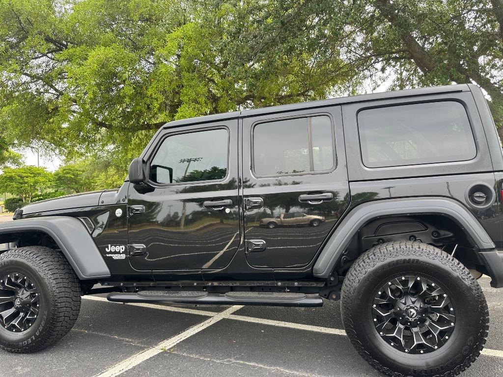2018 Jeep All-New Wrangler Unlimited Sport photo
