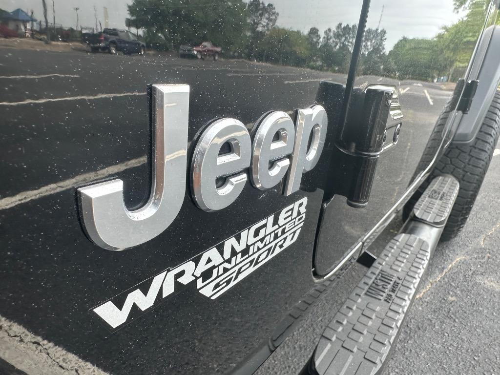 2018 Jeep All-New Wrangler Unlimited Sport photo