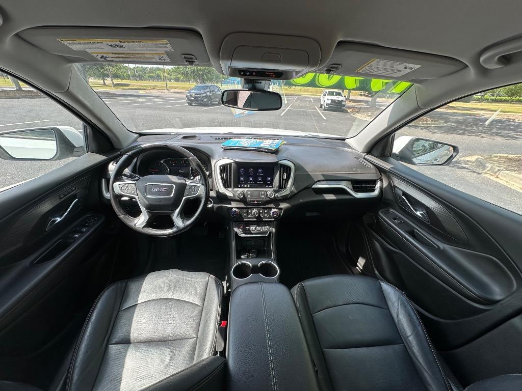 2020 GMC Terrain SLT photo