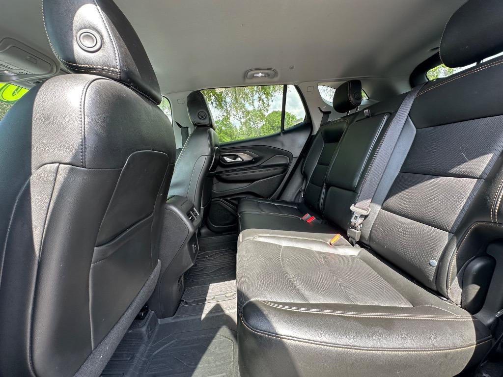 2020 GMC Terrain SLT photo