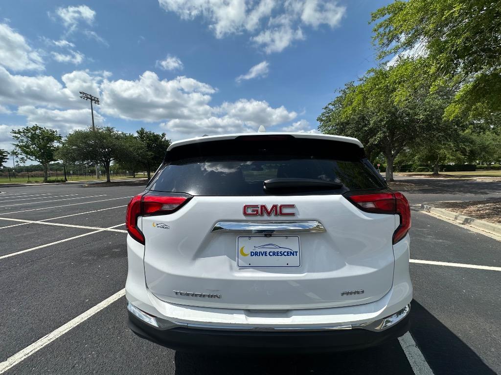 2020 GMC Terrain SLT photo
