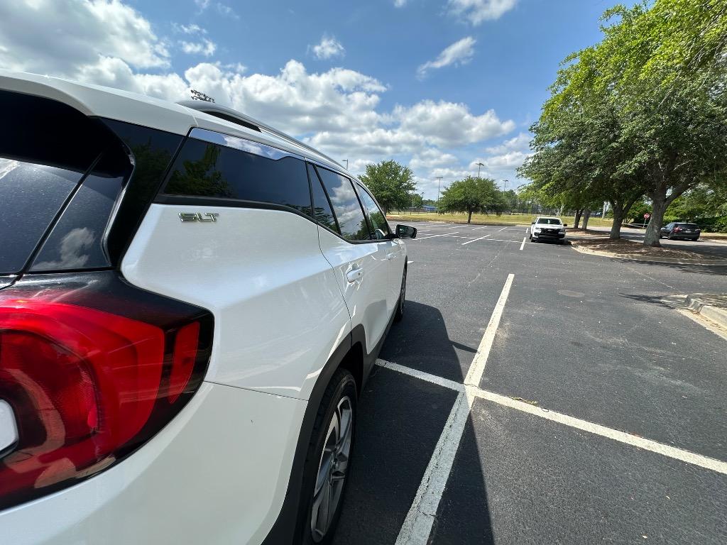 2020 GMC Terrain SLT photo