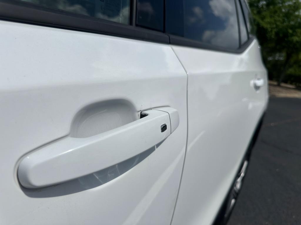 2020 GMC Terrain SLT photo