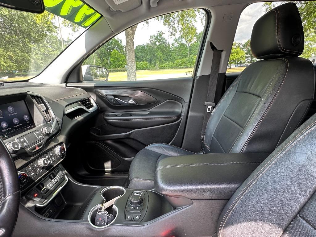 2020 GMC Terrain SLT photo