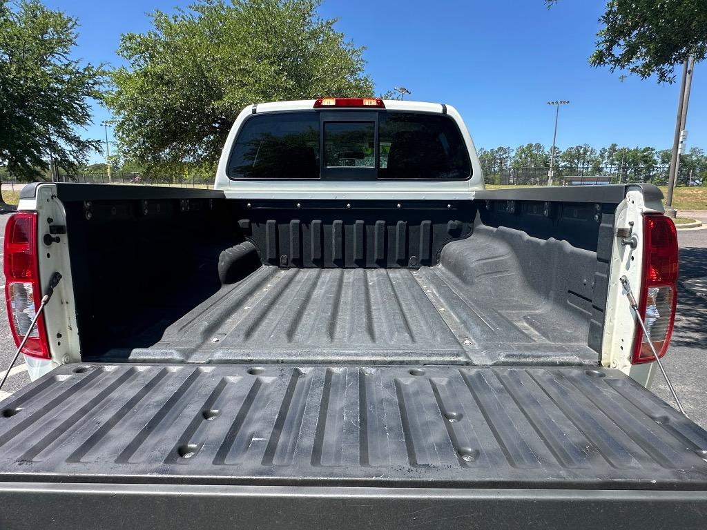 2018 Nissan Frontier SV photo