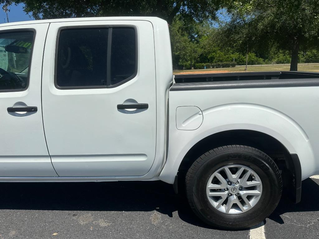 2018 Nissan Frontier SV photo
