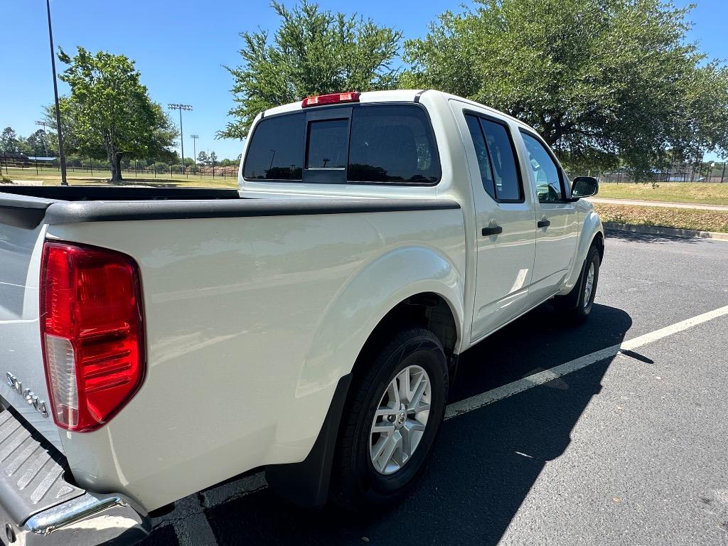 2018 Nissan Frontier SV photo