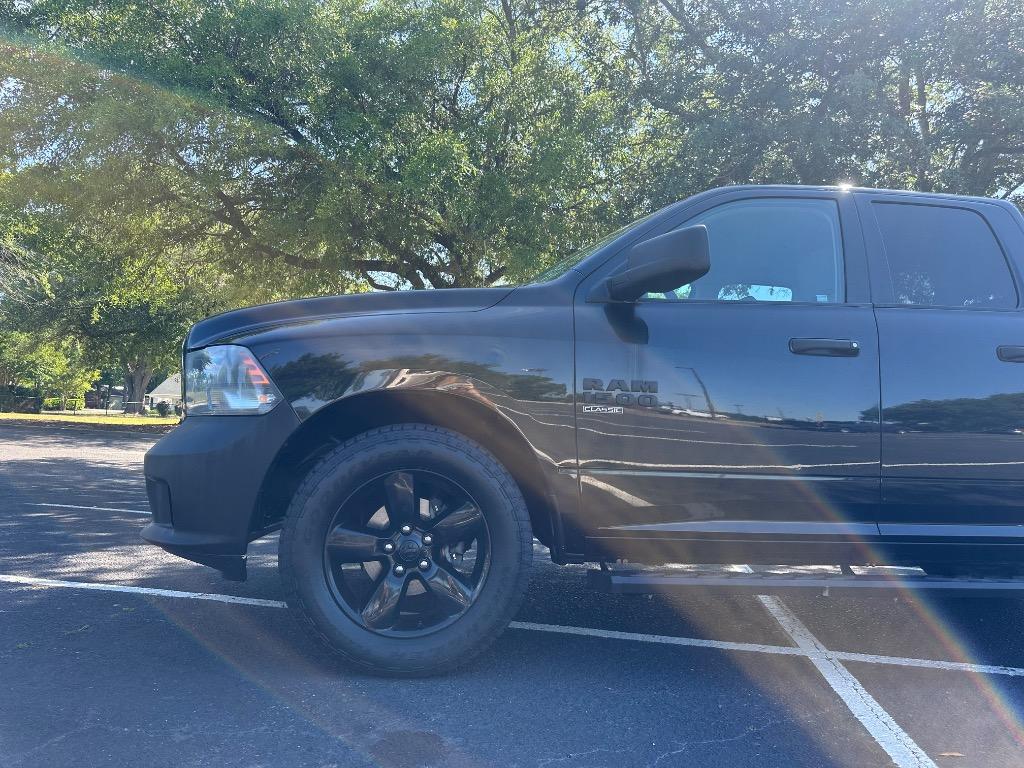 2019 RAM 1500 DS Tradesman photo