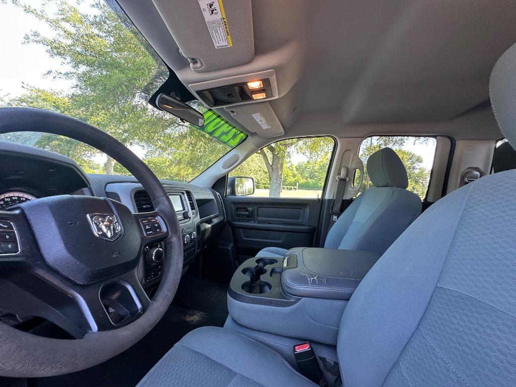 2019 RAM 1500 DS Tradesman photo