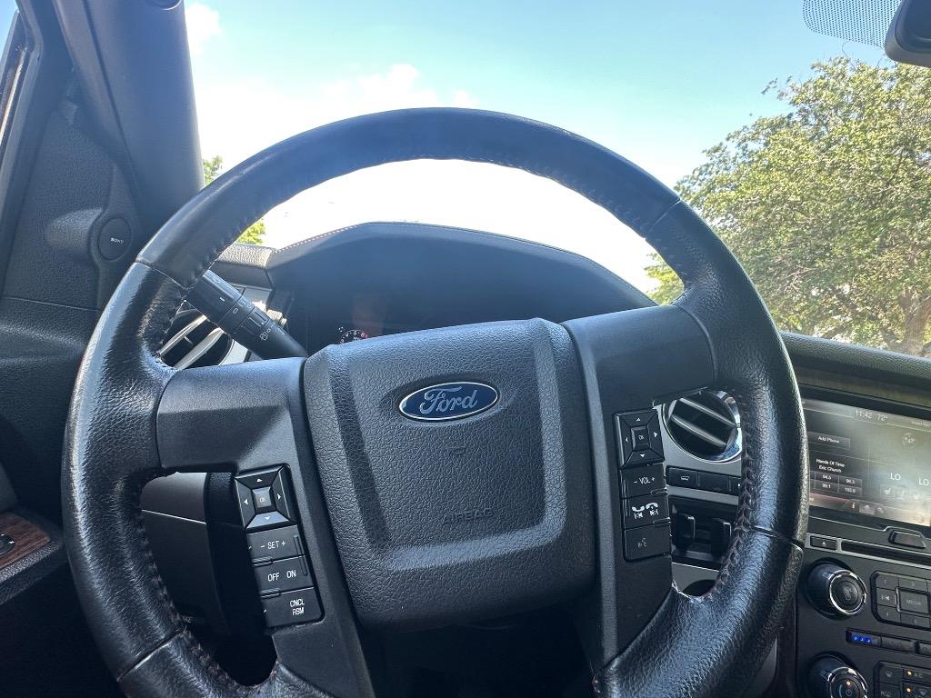 2015 Ford Expedition King Ranch photo