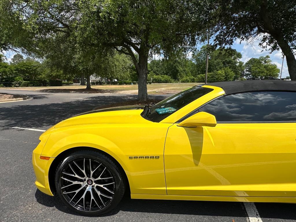 2015 Chevrolet Camaro LT photo