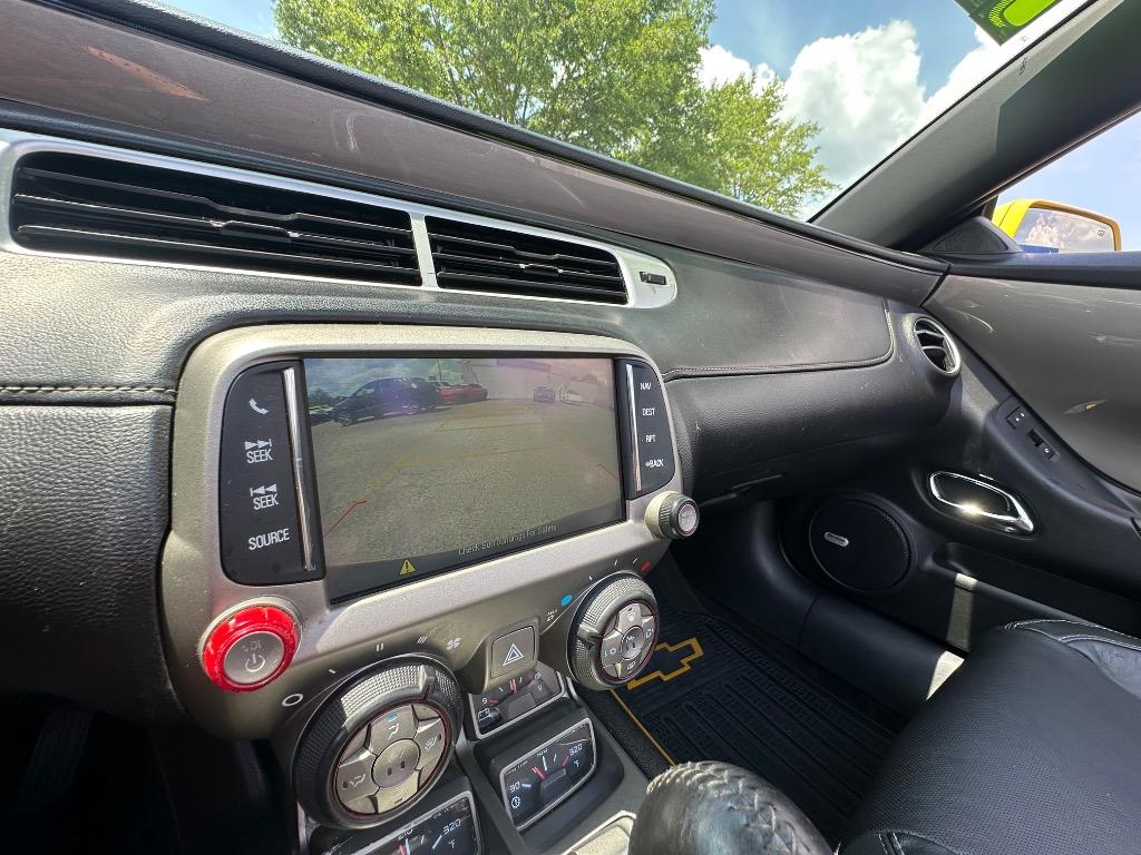 2015 Chevrolet Camaro LT photo