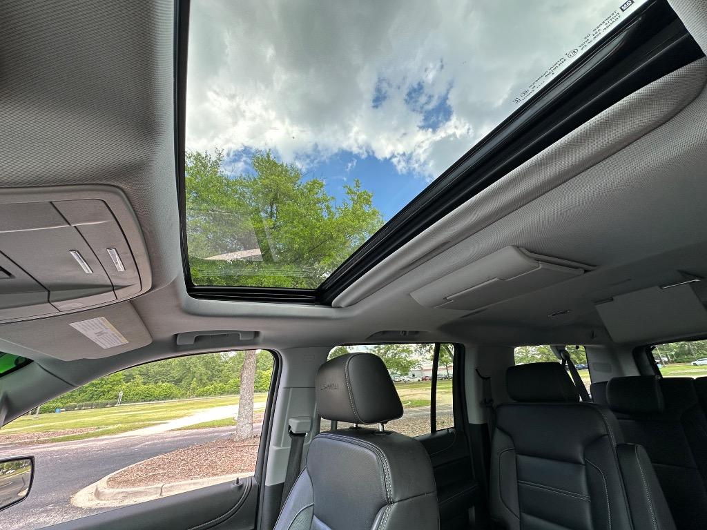 2019 GMC Yukon XL 1500 Denali photo