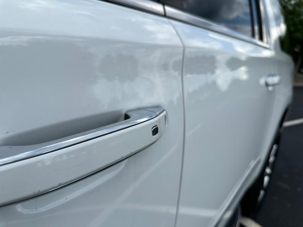 2019 GMC Yukon XL 1500 Denali photo