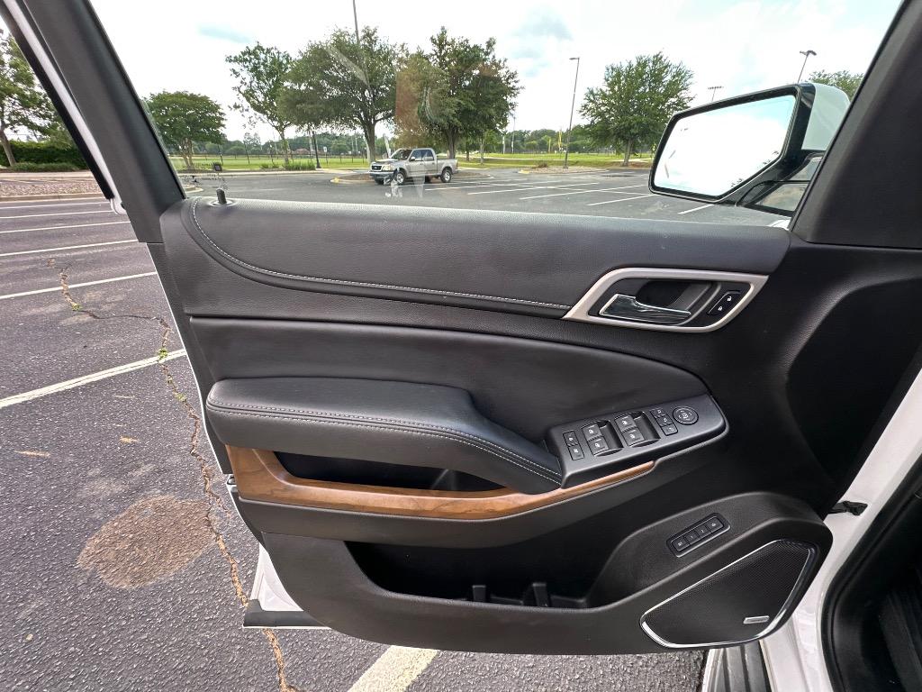 2019 GMC Yukon XL 1500 Denali photo