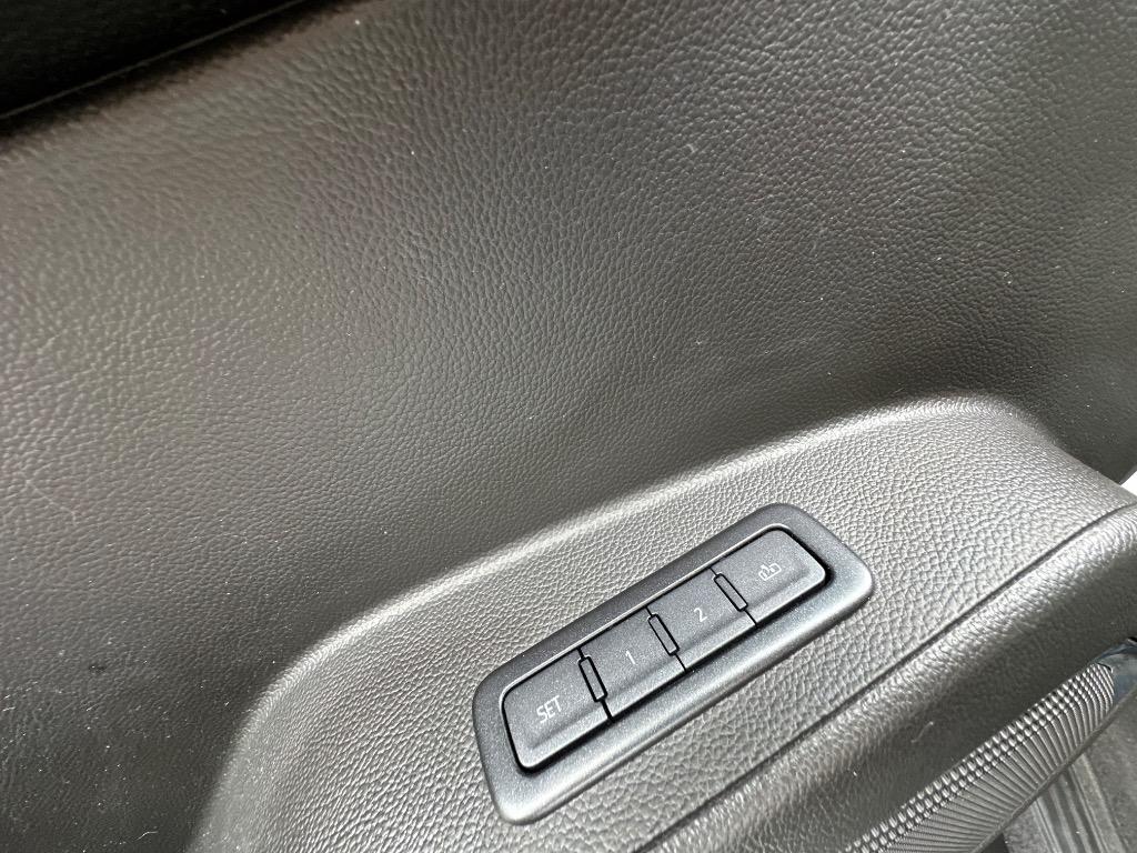 2019 GMC Yukon XL 1500 Denali photo